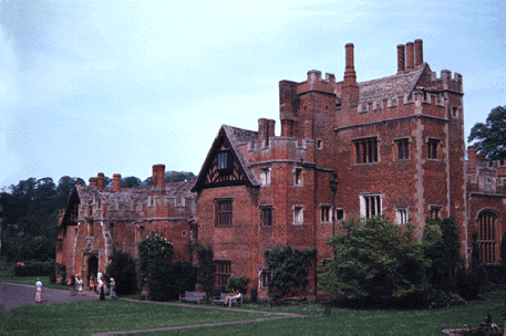 http://www.esthersscrapbook.com/compton-wells/compton_wyn_photo.gif
